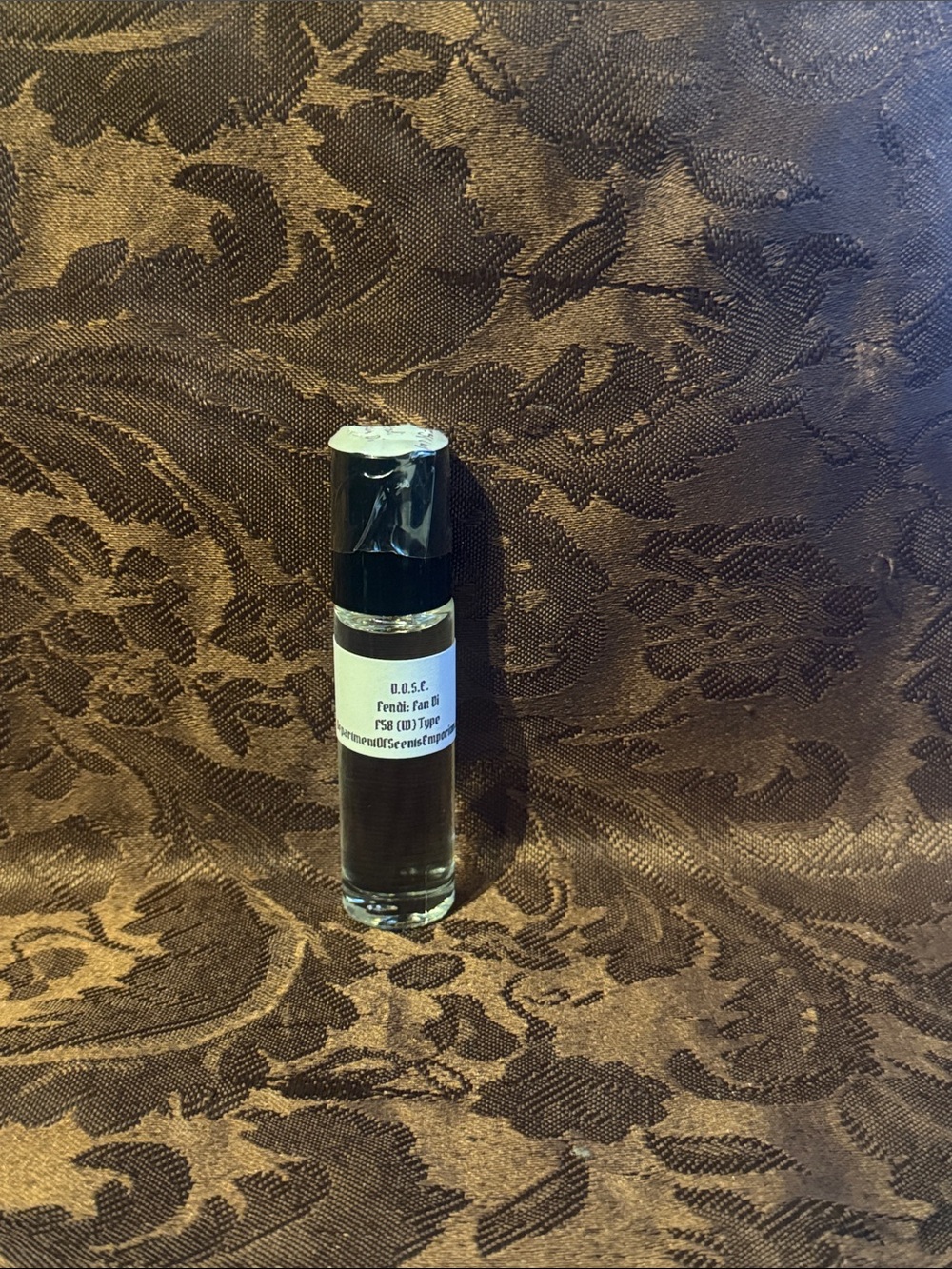 Fendi: Fan Di (W) Type 1/3 Oz Glass Roll-on
